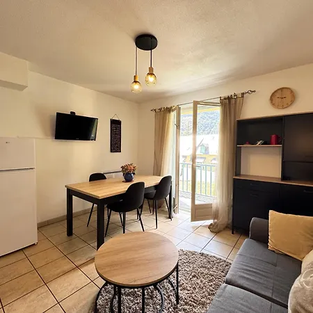 Apartment 2 Mezzanine 6p - Parking - Balcon - Vue Cauterets